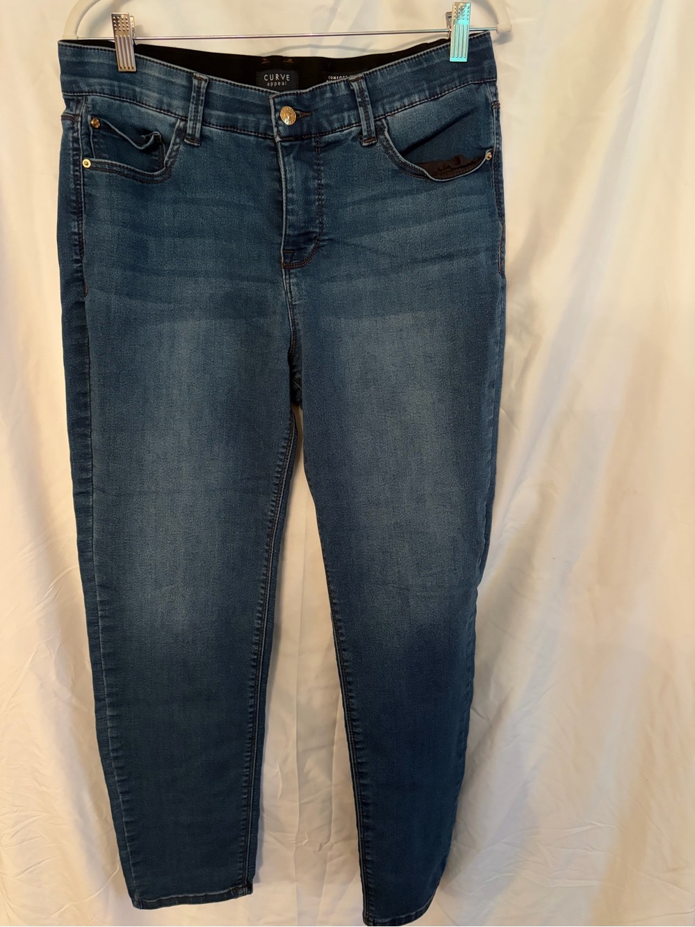 Curve Blue Jeans